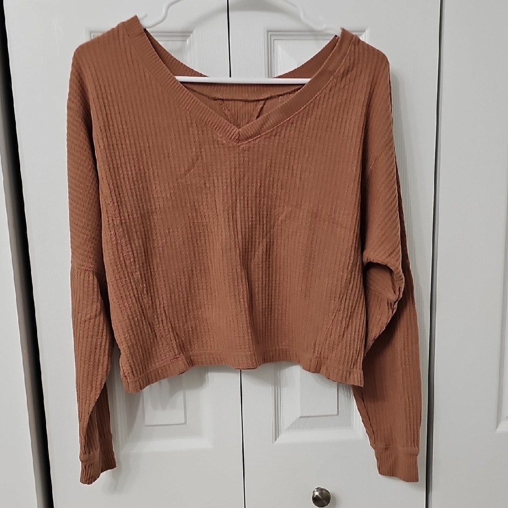Aeropostale Women's V-Neck Ribbed Sweatshirt - Tan